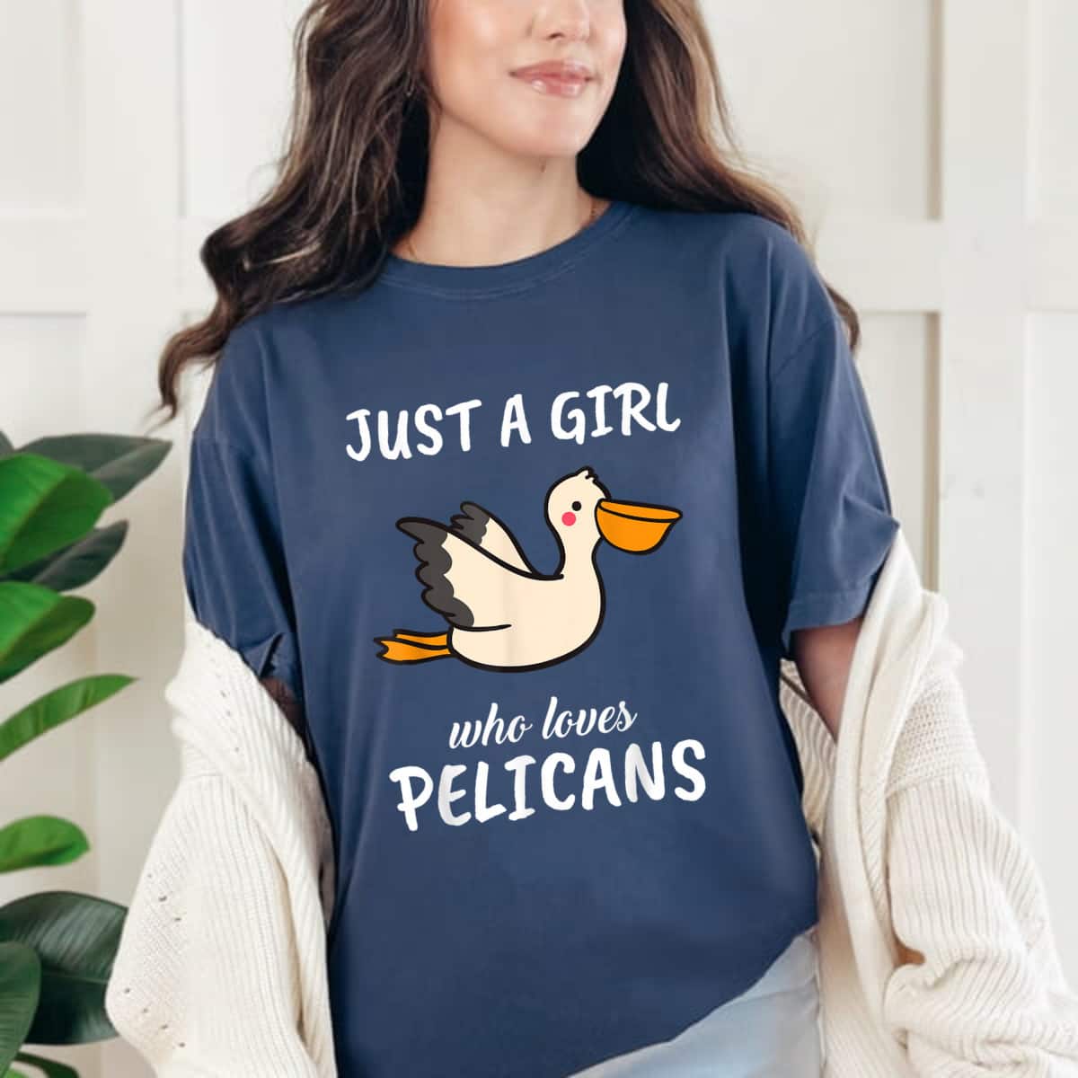 Just A Girl Who Loves Pelicans Gift Pelican T-Shirt Just A Girl Who Loves Pelicans Gift Pelican T-Shirt