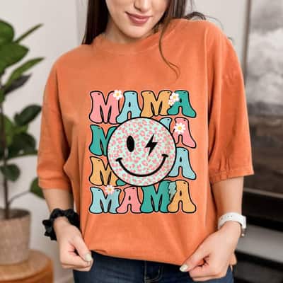 Mother's Day Checkered Mama Smile Face Bolt Lightning Groovy Gift T-Shirt