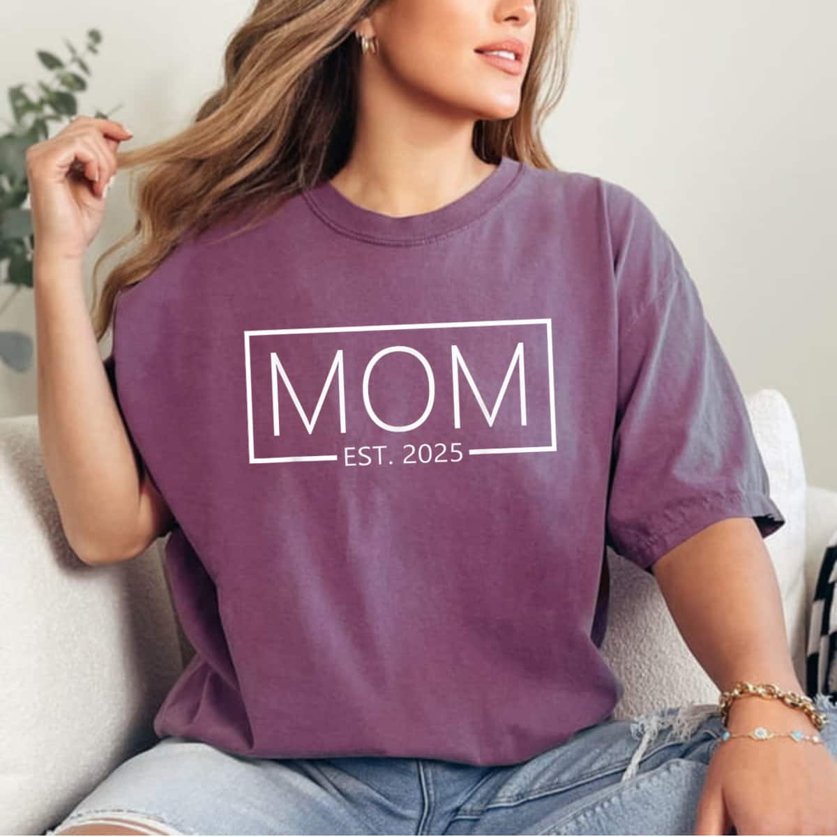 Mother's Day Mom Est 2025 Expect Baby 2025 Mother 2025 New Mom 2025 Gift T-Shirt Mother's Day Mom Est 2025 Expect Baby 2025 Mother 2025 New Mom 2025 Gift T-Shirt