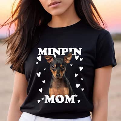Mother's Day Minpin Mama Mom Mother Miniature Pinscher Mum Gift T-Shirt