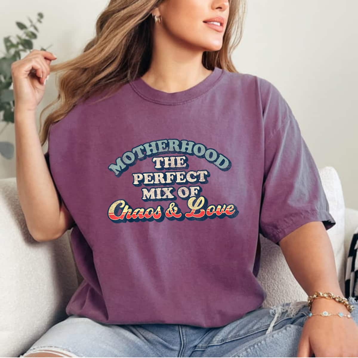 Mother's Day Motherhood The Perfect Mix Of Chaos And Love Mothers Gift T-Shirt Mother's Day Motherhood The Perfect Mix Of Chaos And Love Mothers Gift T-Shirt