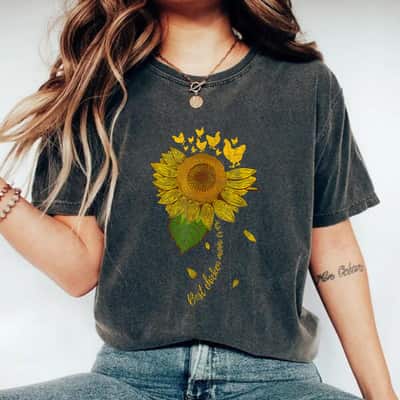 Chicken Mom Mothers Day Cute Sunflower Farmers Mama T-Shirt