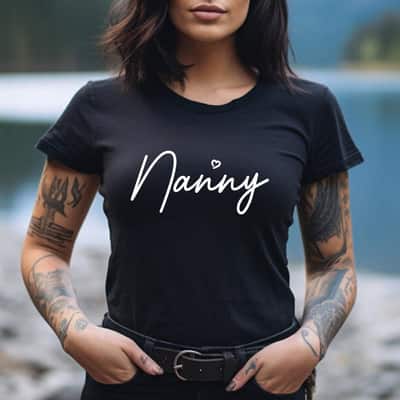 Cute Mother's Day Gift For Ladies In British Grandma T-Shirt