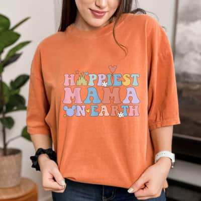 Happiest Mama On Earth Retro Groovy Mom Happy Mother's Day T-Shirt