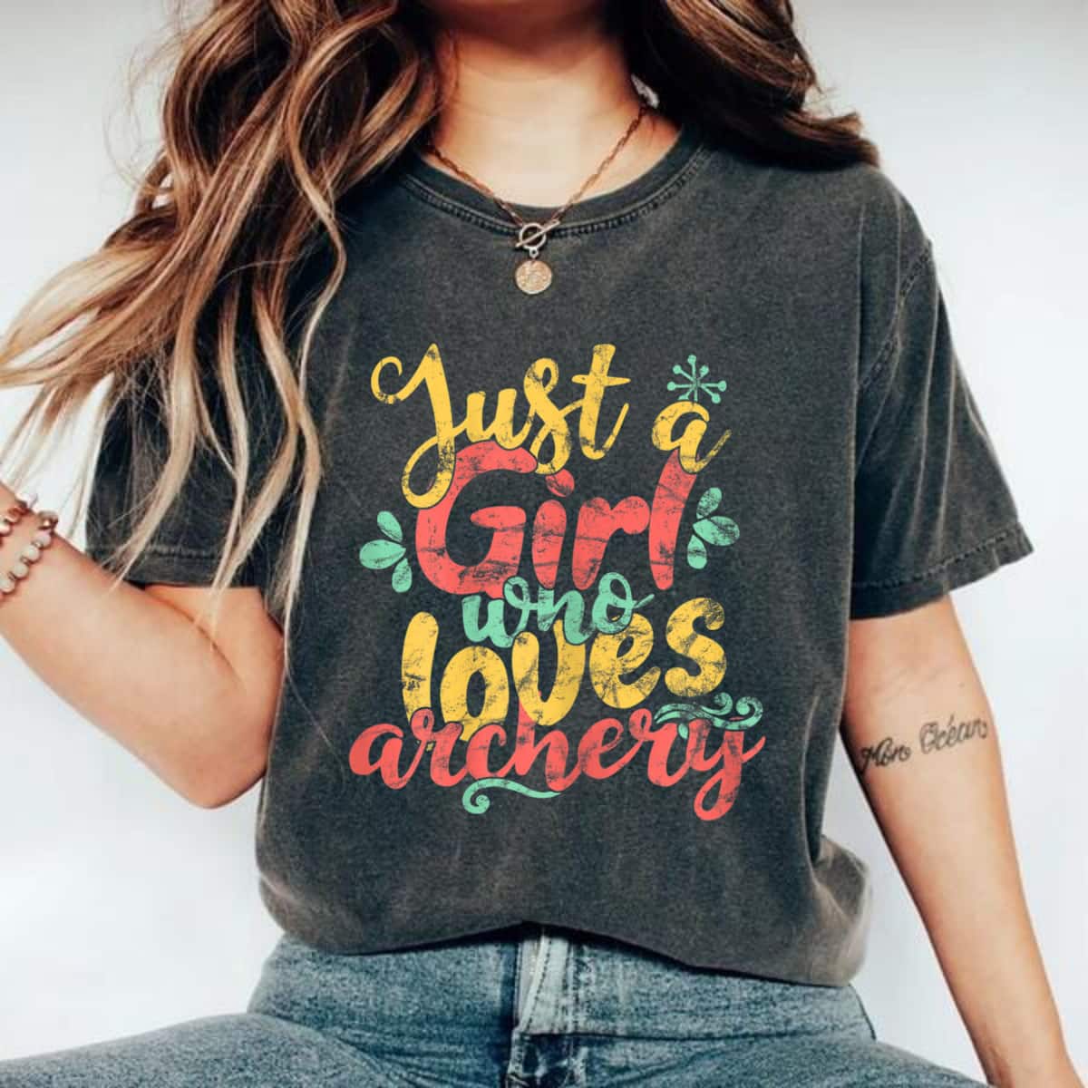 Just A Girl Who Loves Archery Gift T-Shirt Just A Girl Who Loves Archery Gift T-Shirt
