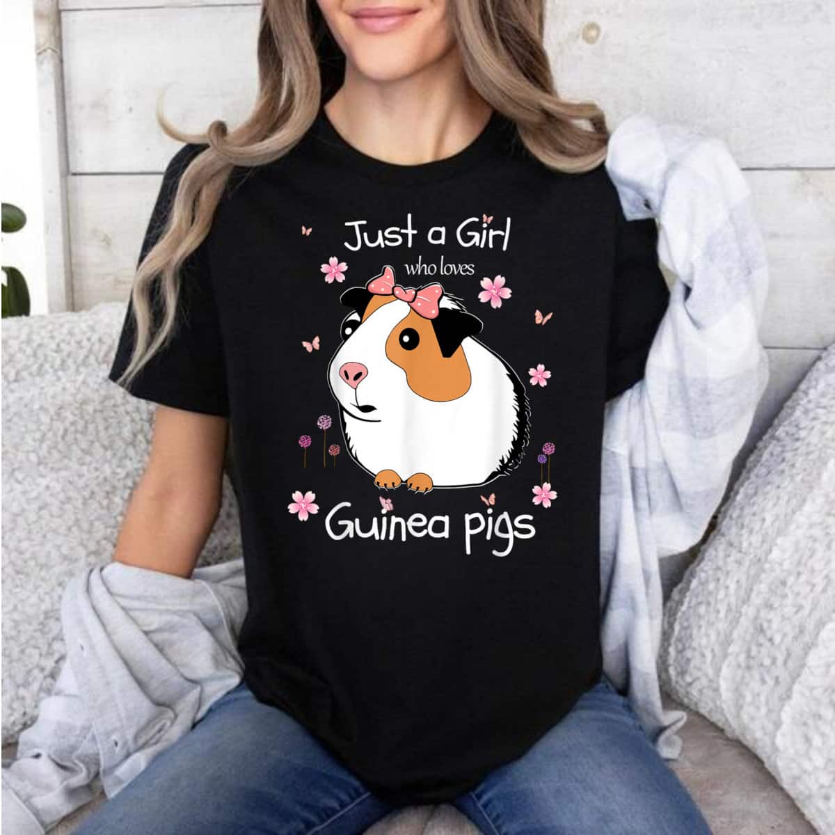 Just A Girl Who Loves Guinea Pigs Animal Cavy T-Shirt Just A Girl Who Loves Guinea Pigs Animal Cavy T-Shirt