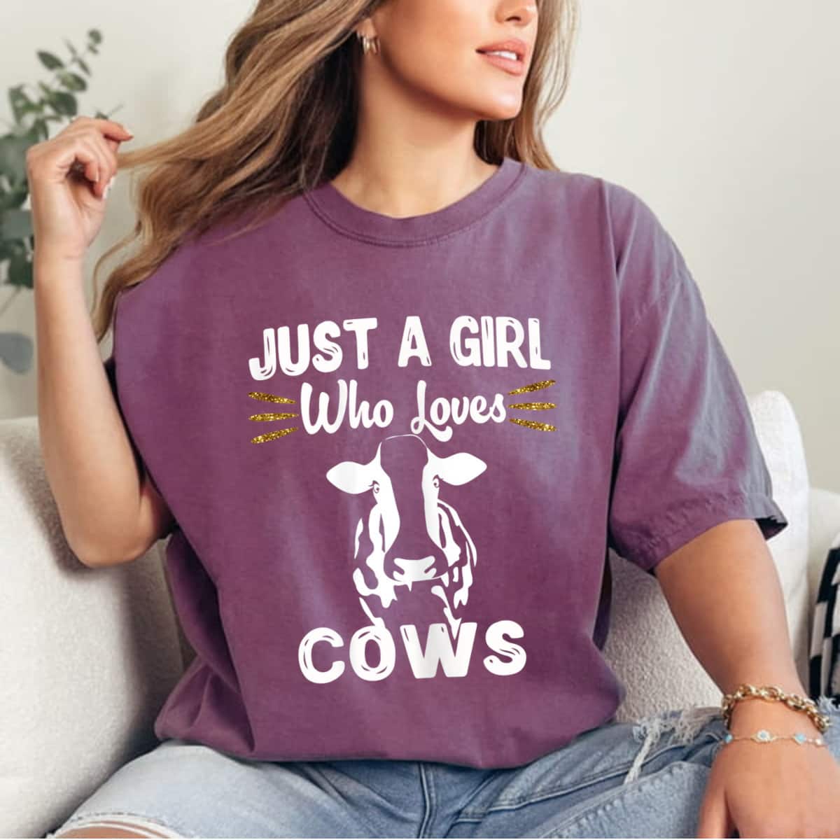 Cow Just A Girl Who Loves Cows Farmer Butcher Milk Cute T-Shirt Cow Just A Girl Who Loves Cows Farmer Butcher Milk Cute T-Shirt
