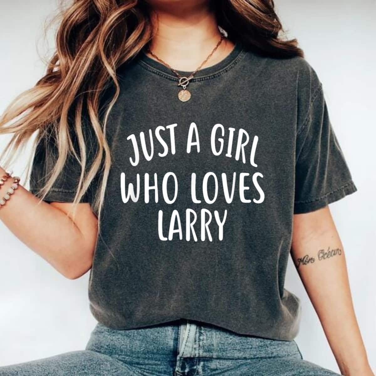 Just A Girl Who Loves Larry Cute Larry T-Shirt Just A Girl Who Loves Larry Cute Larry T-Shirt