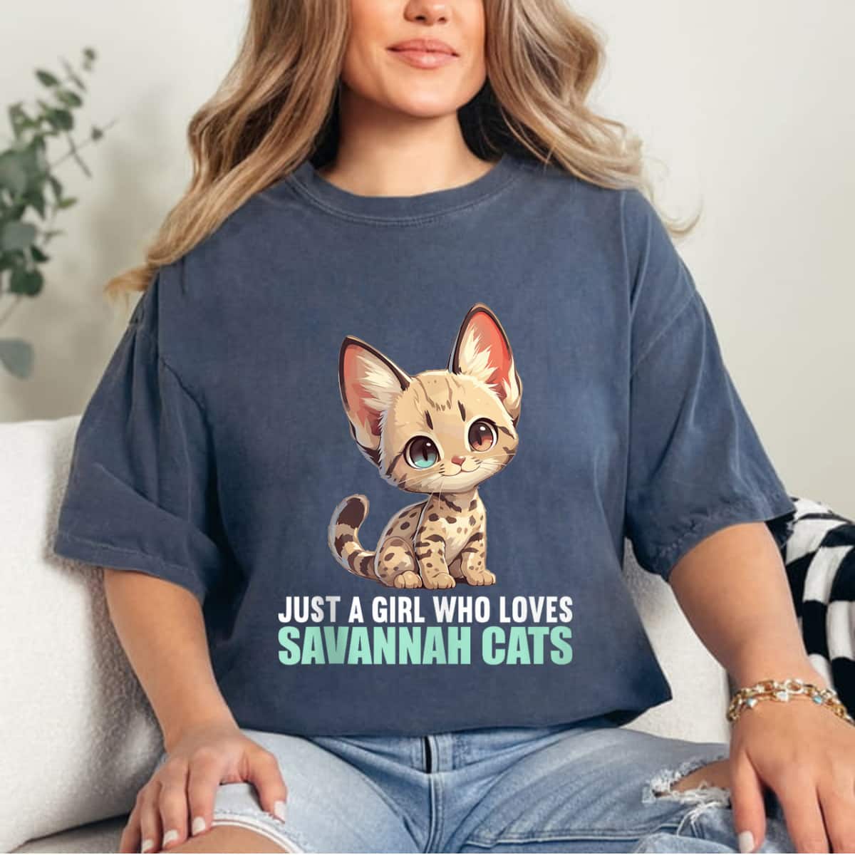 Just A Girl Who Loves Savannah Cats Savannah Cat T-Shirt Just A Girl Who Loves Savannah Cats Savannah Cat T-Shirt