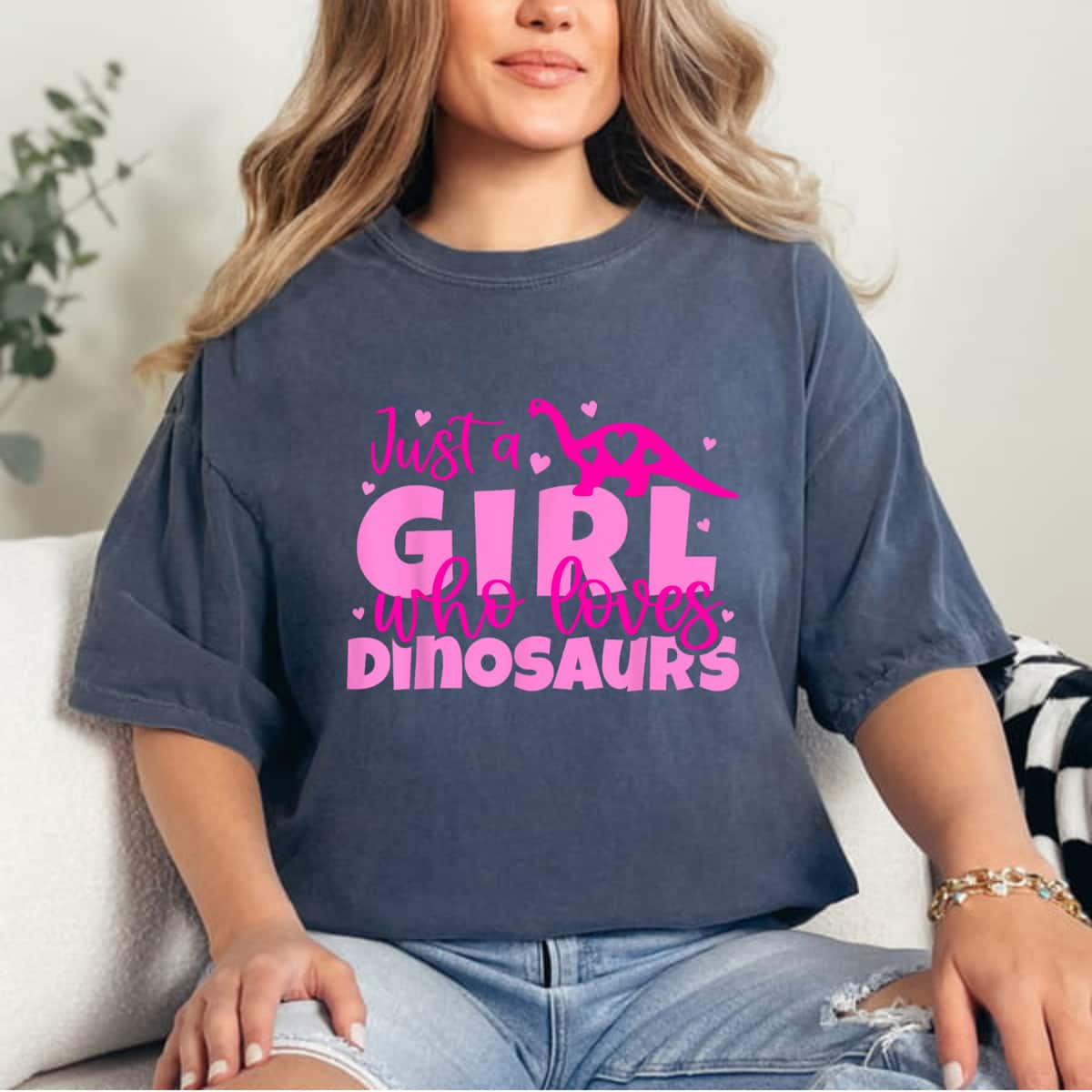 Just A Girl Who Loves Dinosaurs Dino T-Shirt Just A Girl Who Loves Dinosaurs Dino T-Shirt